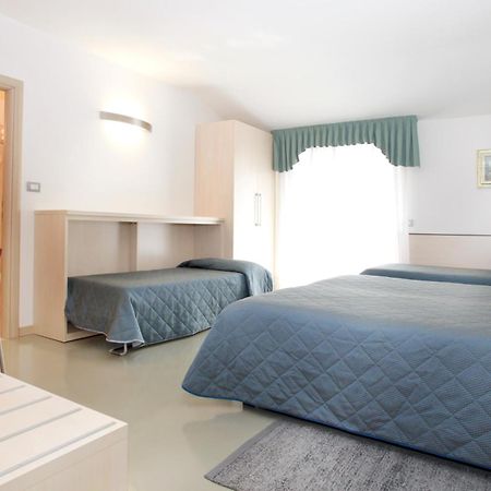 Hotel Miorelli Torbole Sul Garda Zewnętrze zdjęcie