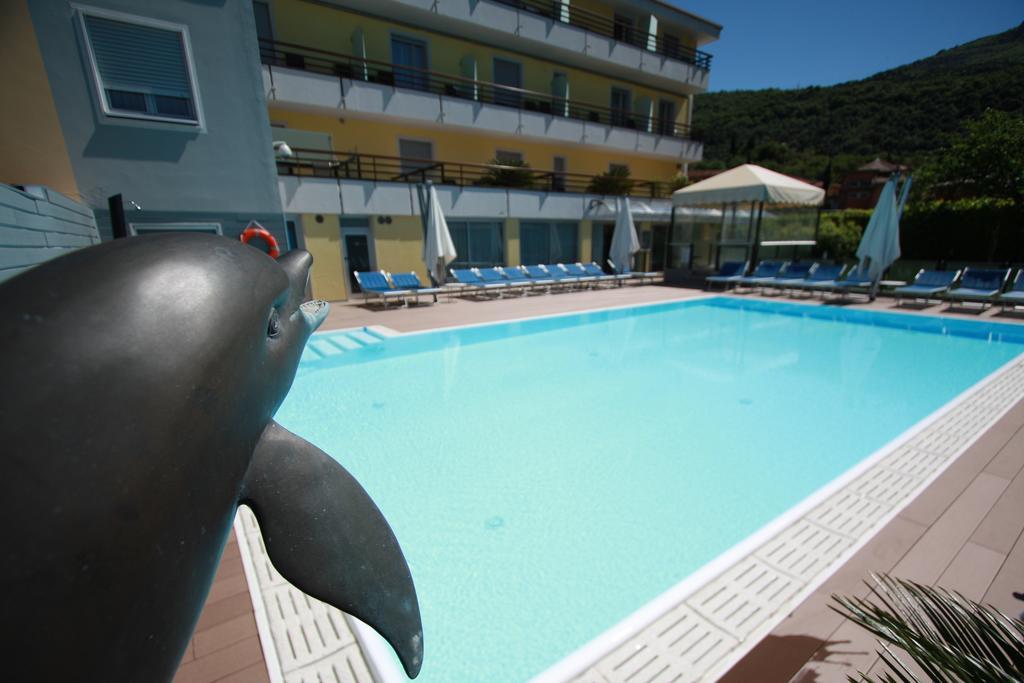 Hotel Miorelli Torbole Sul Garda Zewnętrze zdjęcie