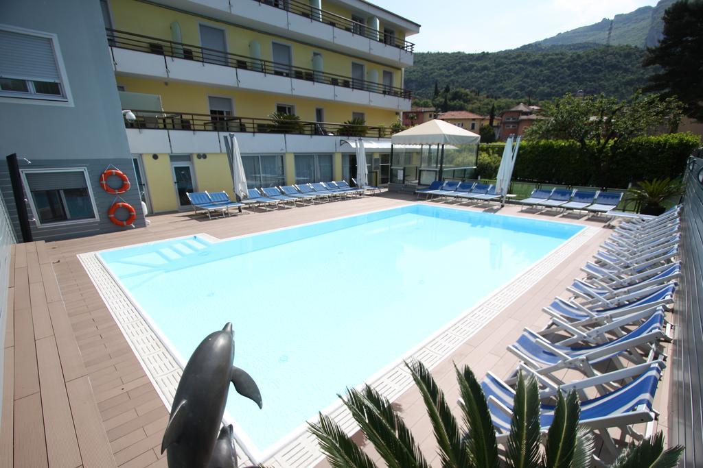 Hotel Miorelli Torbole Sul Garda Zewnętrze zdjęcie