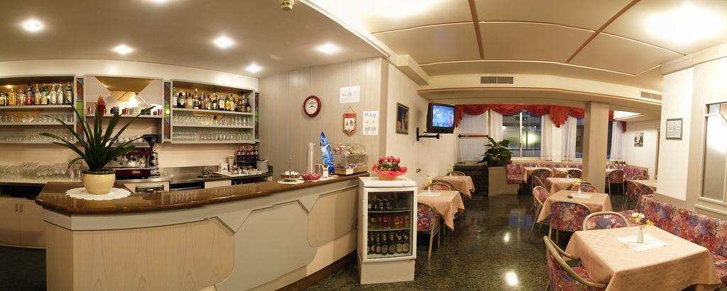 Hotel Miorelli Torbole Sul Garda Zewnętrze zdjęcie