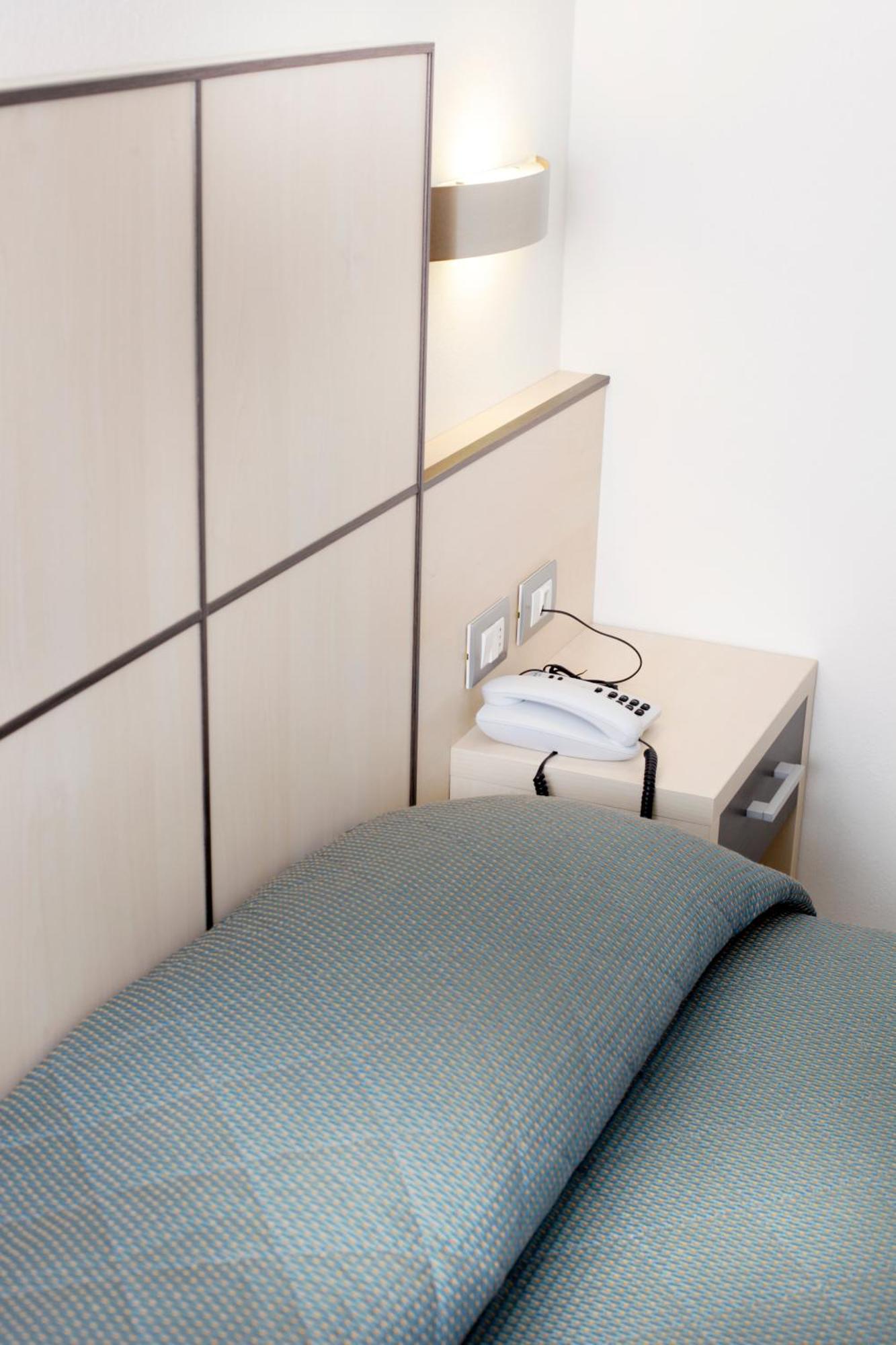 Hotel Miorelli Torbole Sul Garda Zewnętrze zdjęcie